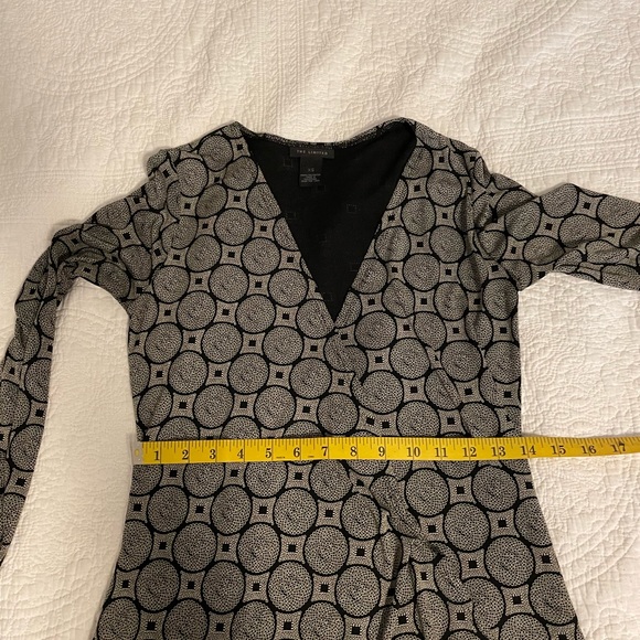 The Limited Tan and Black Wrap Dress - Picture 3 of 5